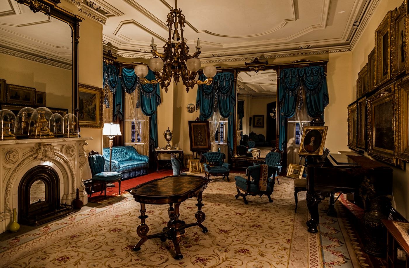 The drawing room of the Richardson-Bates House Museum, decorated with opulent Victorian furnishings.
